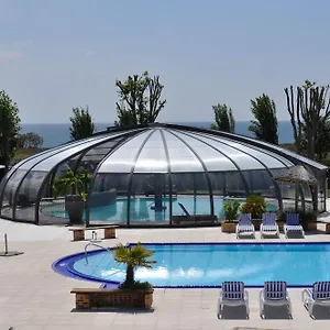 Hotel Camping Le Raguenes Plage