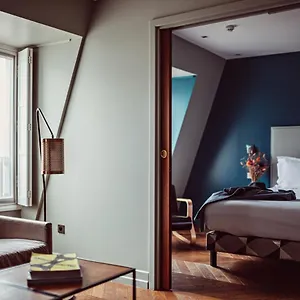 Monsieur Cadet & 4* Paris